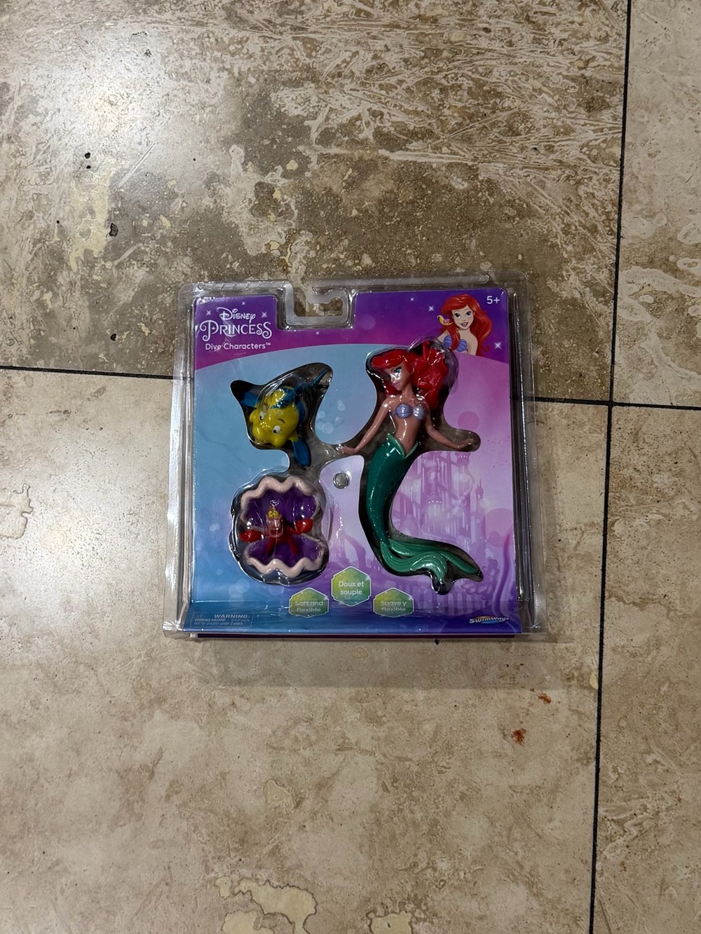 Disney Ariel Diving Set with Red Hair, Green Tail, Yellow Fish, Purple Shell